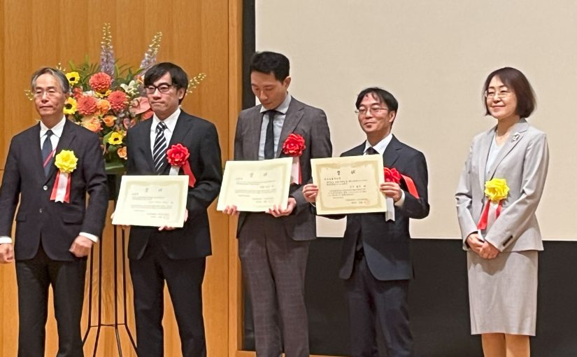 【受賞】日下教授は日本気象学会賞、ドアン准教授が正野賞を受賞